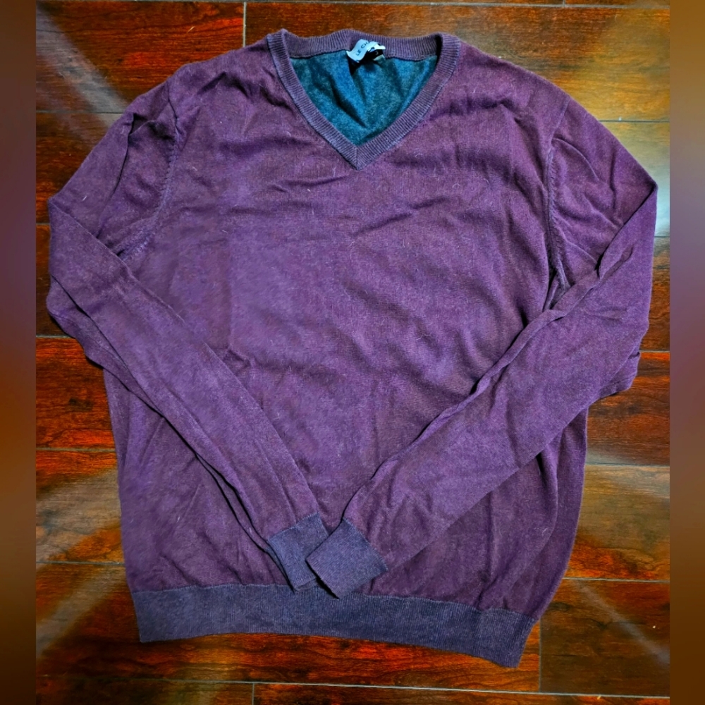 Le Chateau V Neck Sweater